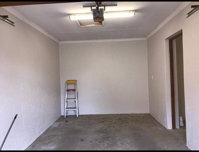 3 BEDROOM APARTMENT FOR SALE IN HELDERWYK
